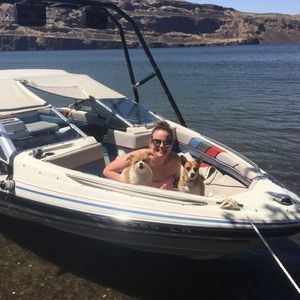 Meet your Posher, Kylee